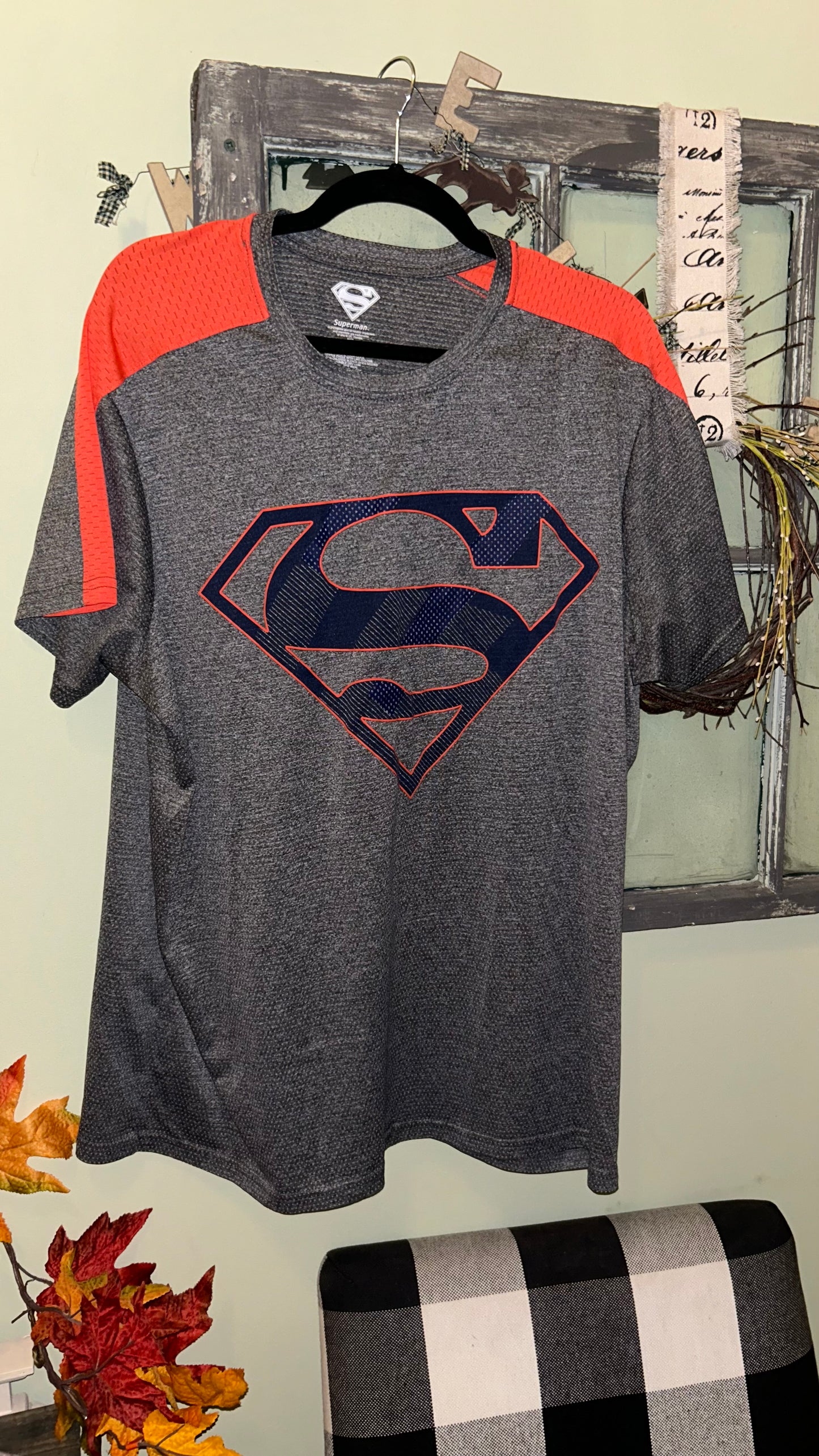 Adult size XLarge with stretch