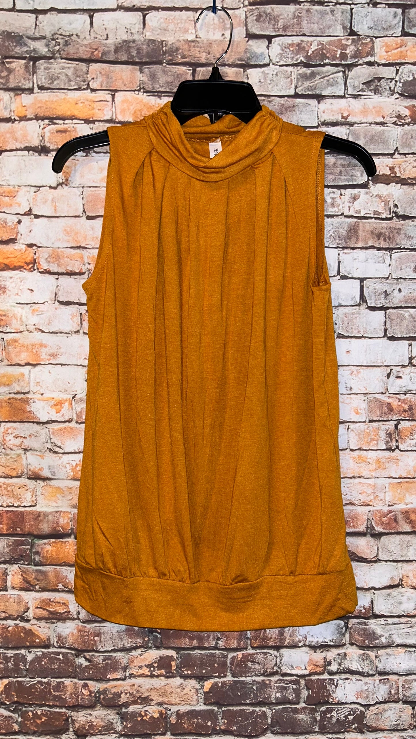 Women’s top size Small With stretch