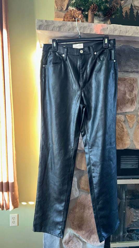 Women’s size 10 with stretch