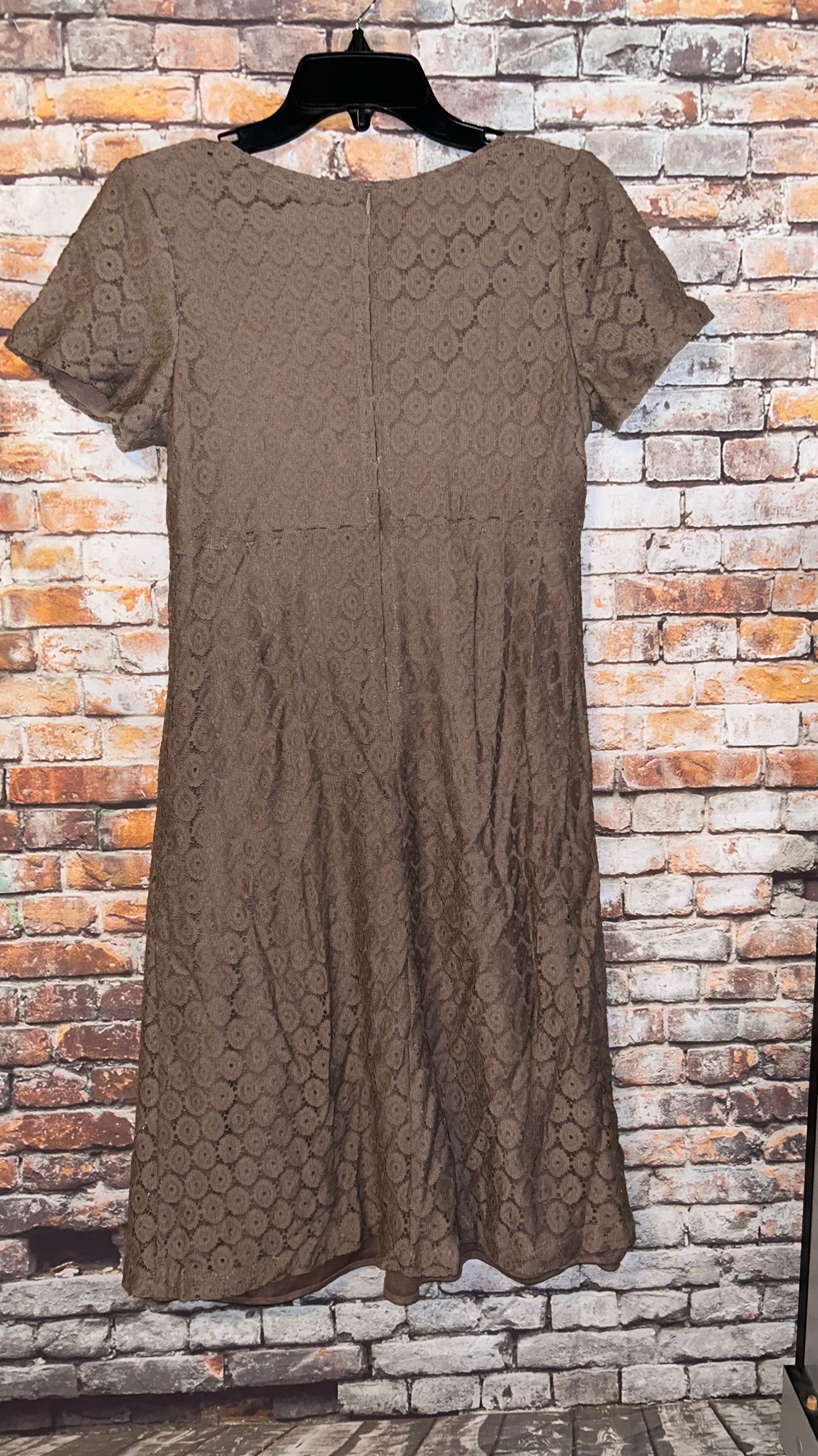 Women’s size 8 dress fits best for a 7-8 with stretch