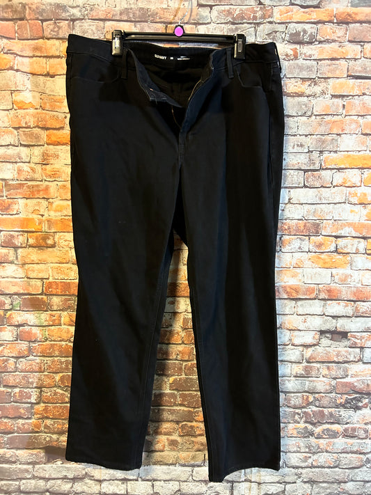 Women’s size 20 with stretch 29in inseam