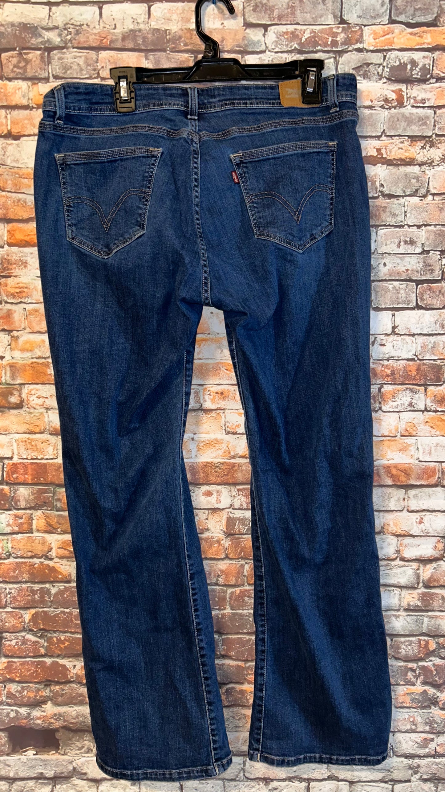 Women’s size 16 Jeans with stretch 30in inseam