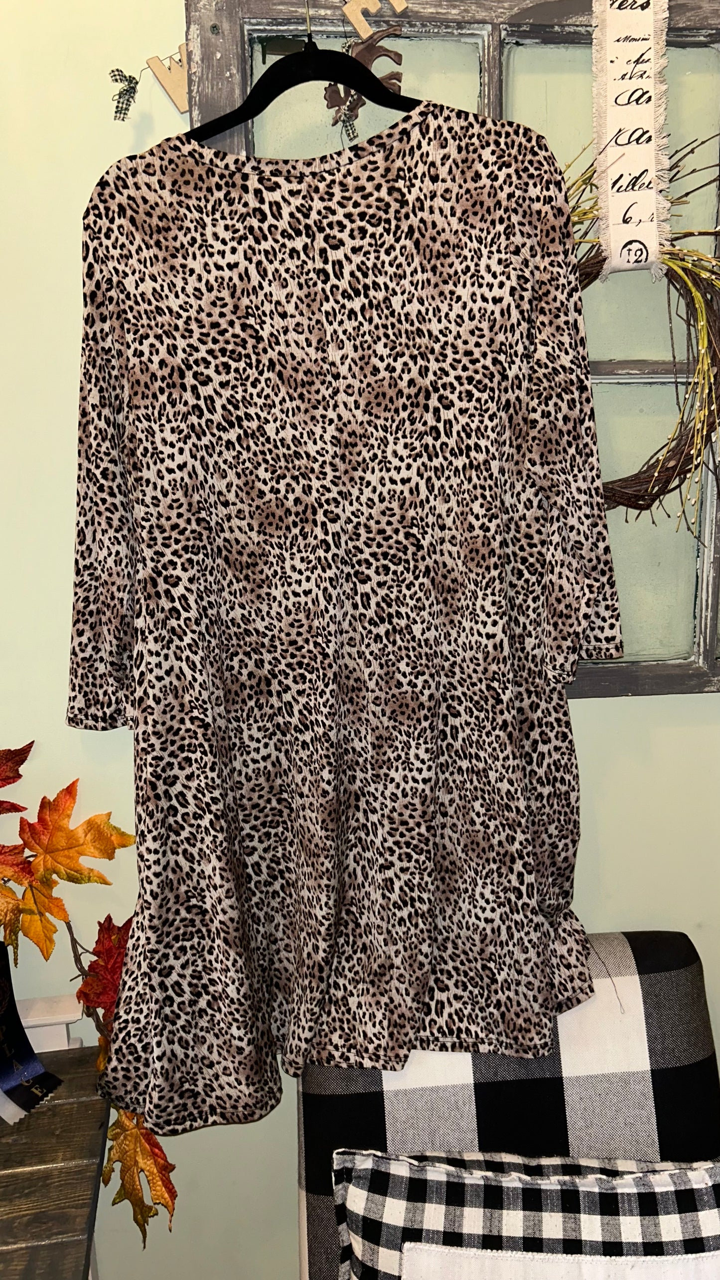 Women’s size 2x dress with pockets or tunic with stretch will fit a 1x great too