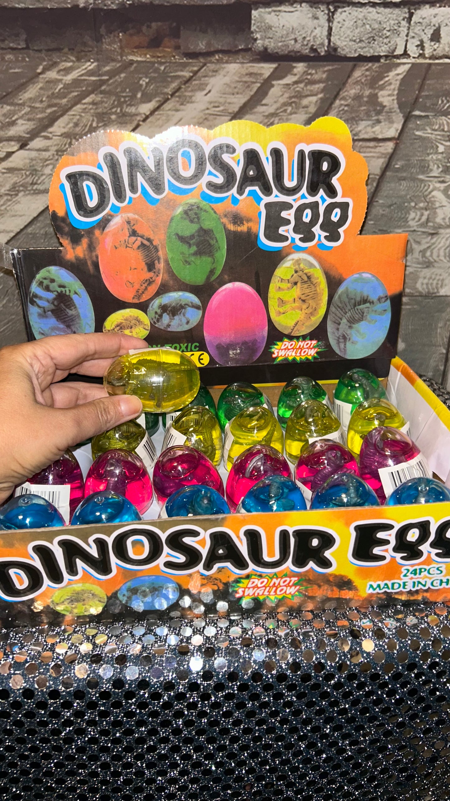 Dino egg putty with Dinosaur inside Yellow Color