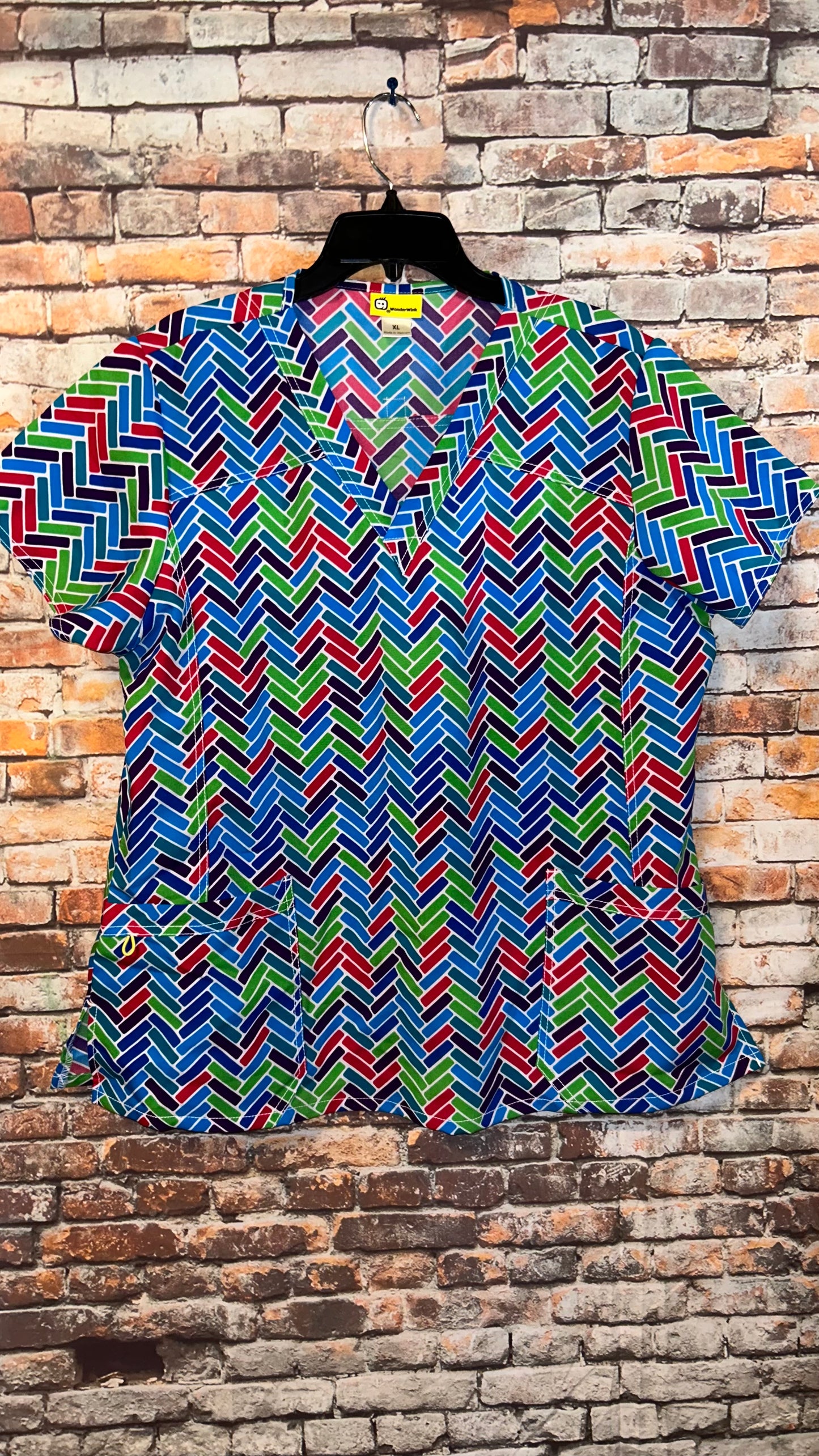 Women’s size XLarge scrub top with stretch