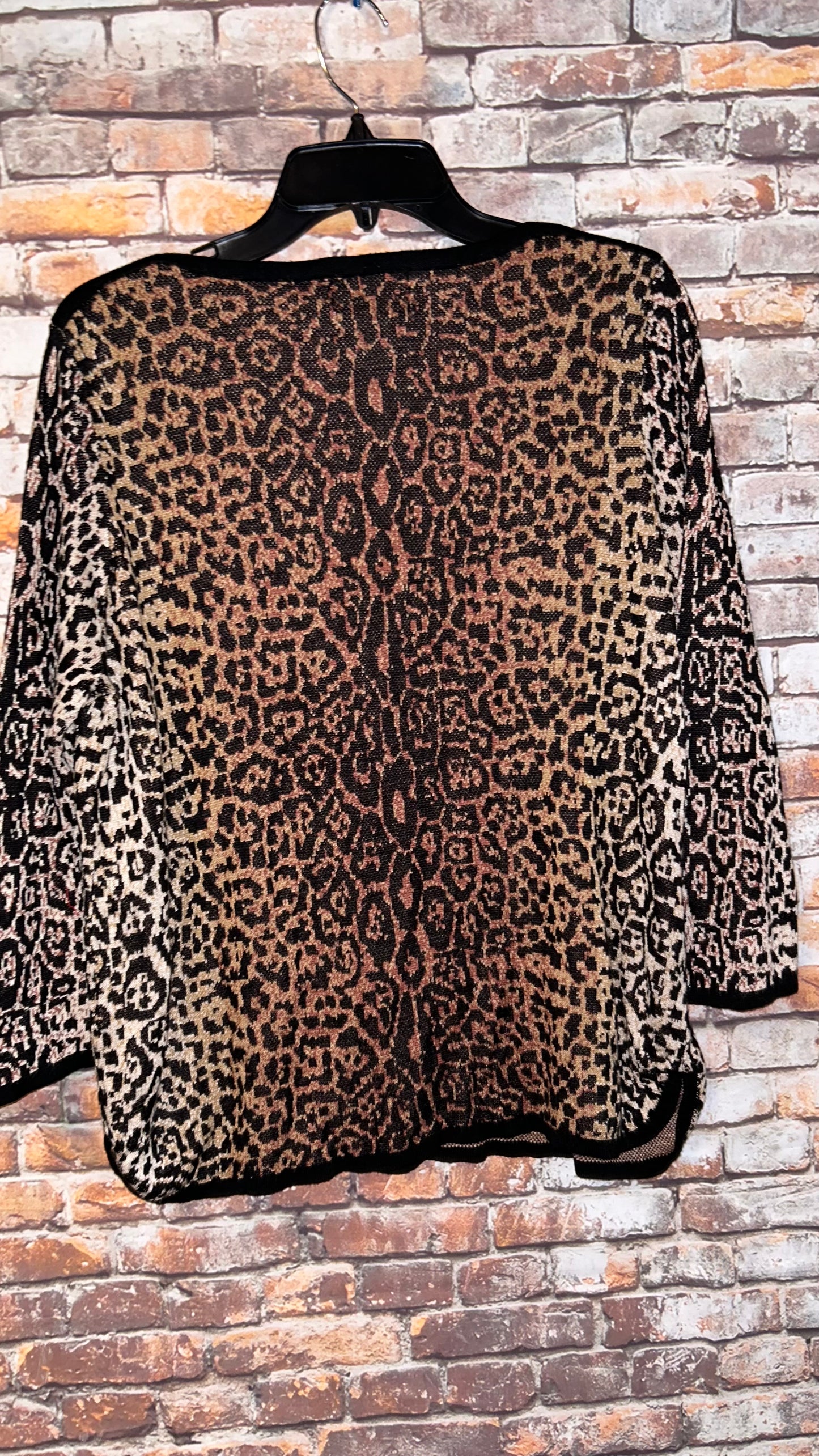 Women’s top size XLarge With stretch