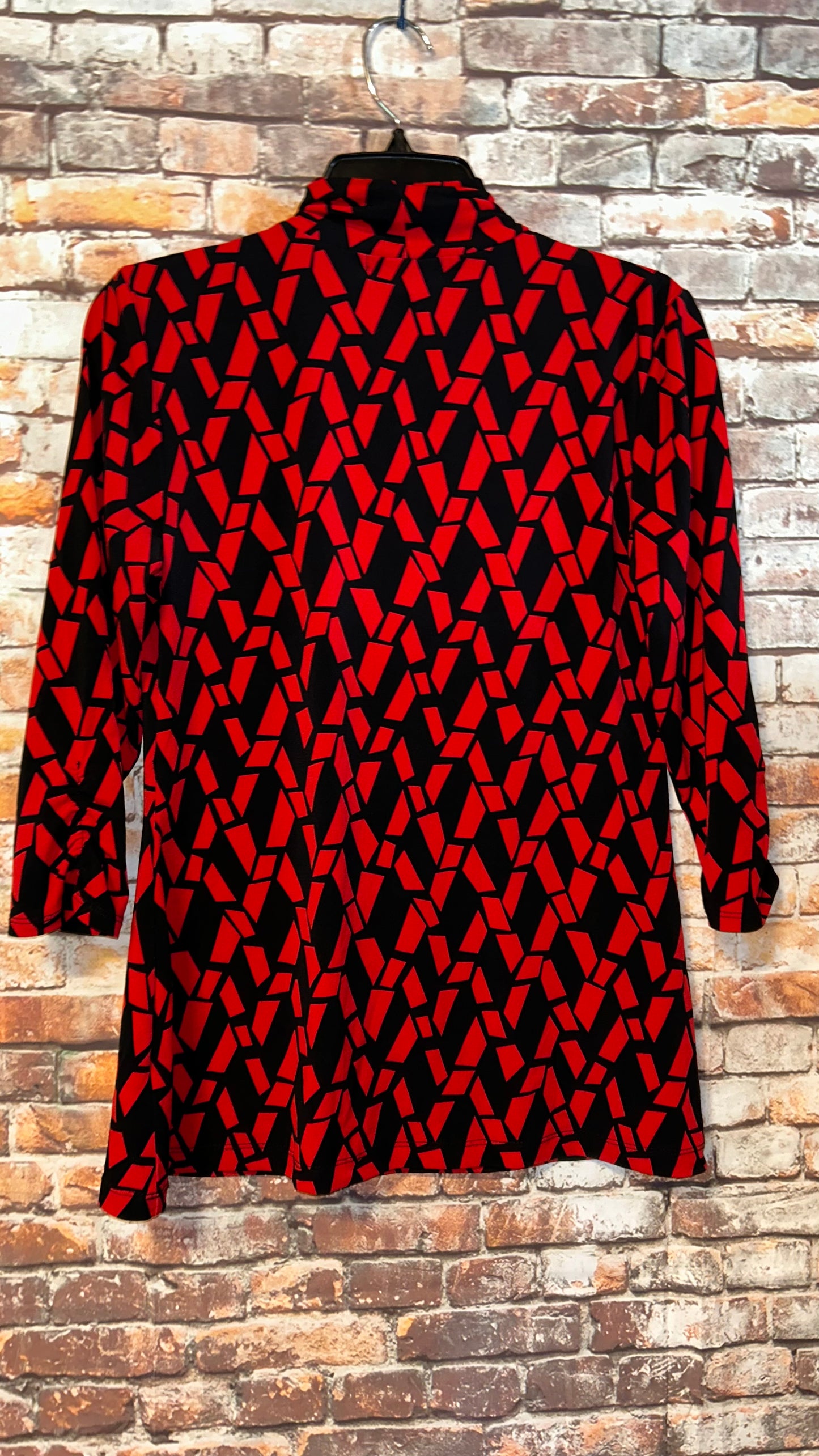 Women’s top size Medium with stretch