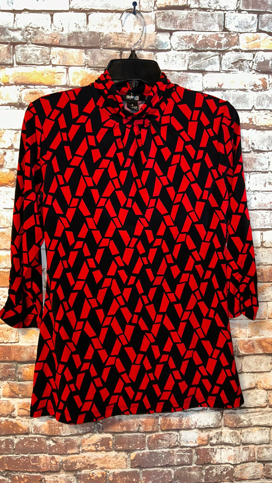 Women’s top size Medium with stretch