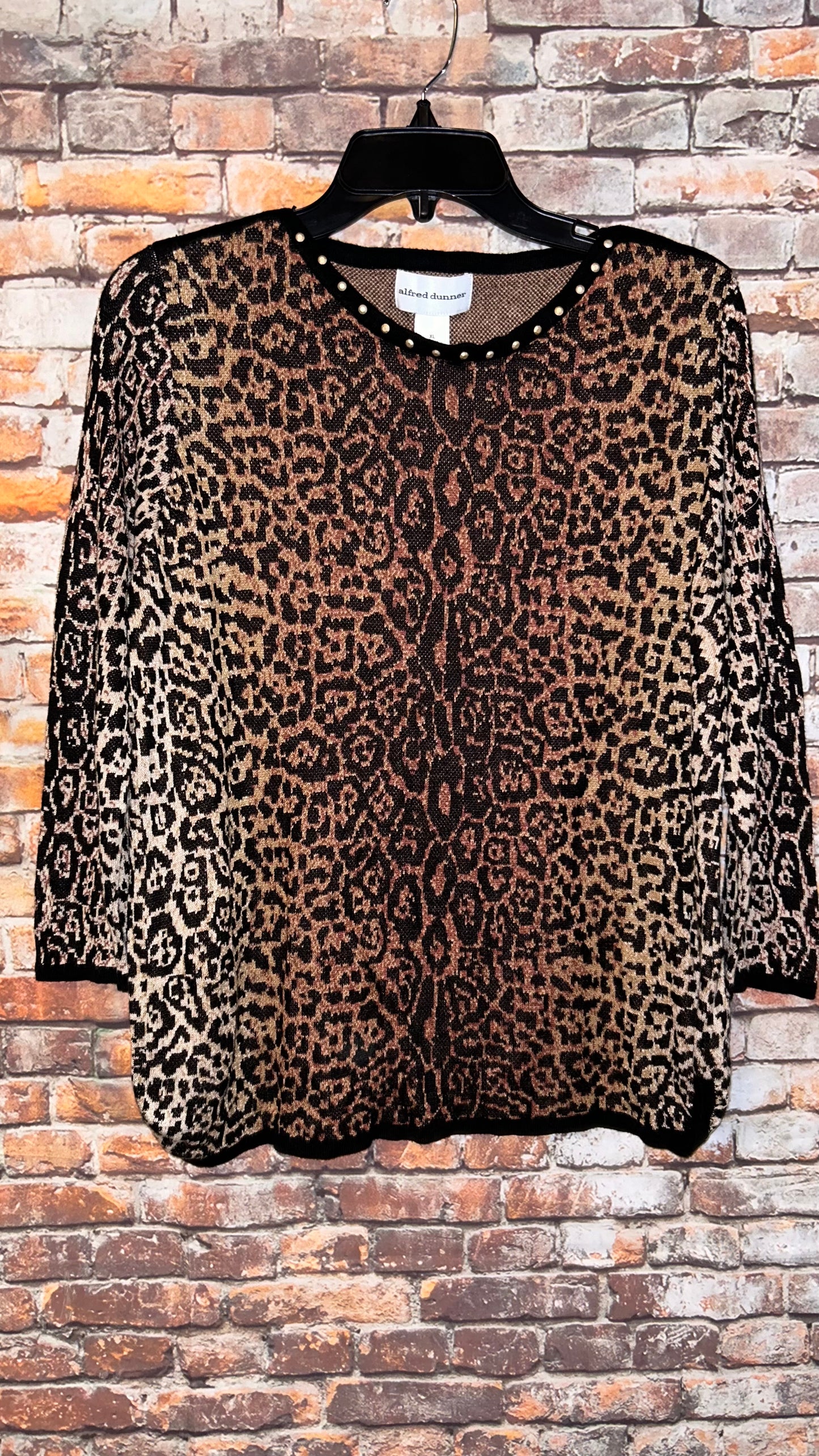 Women’s top size XLarge With stretch