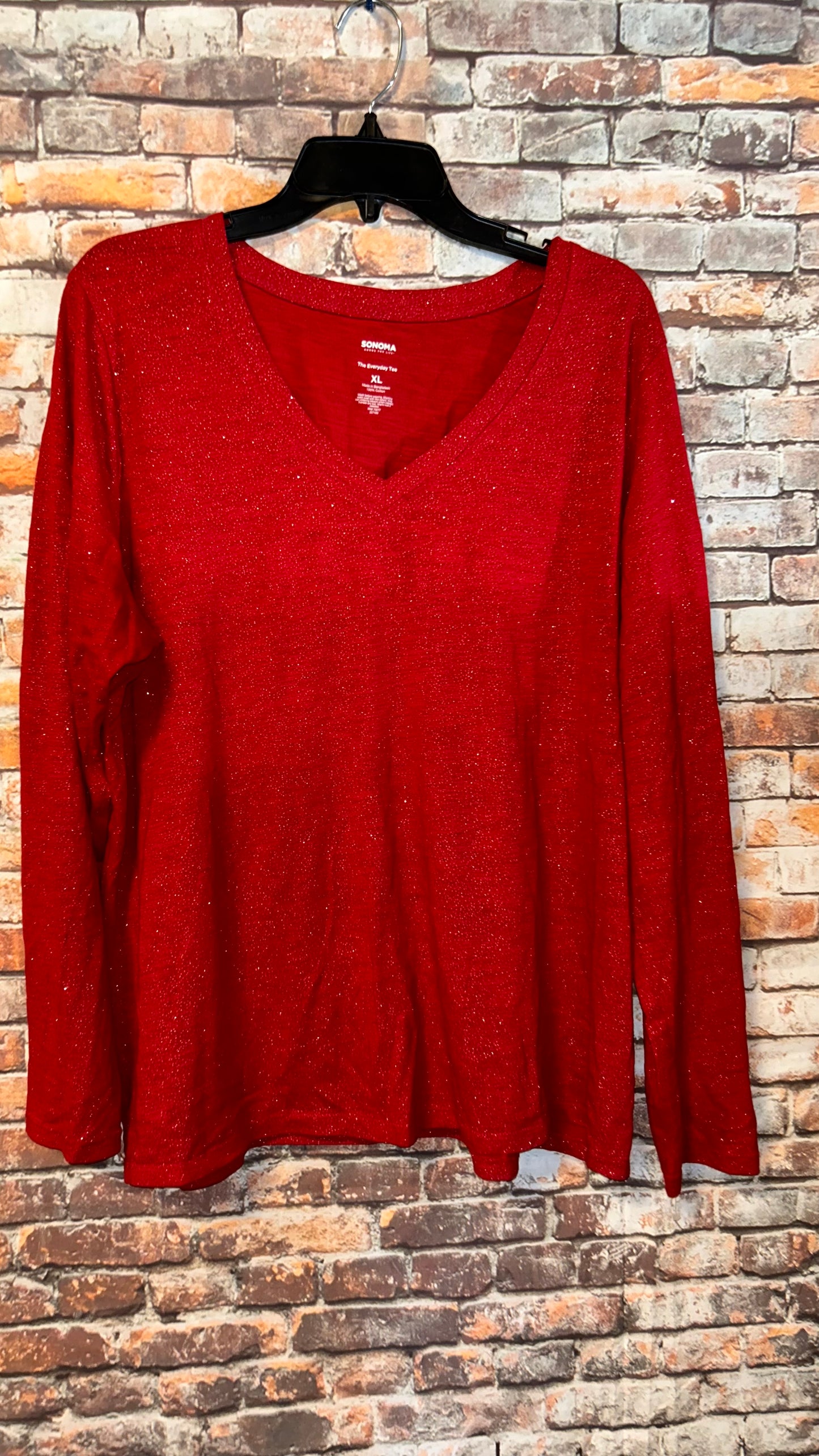 Women’s top size XLarge with stretch