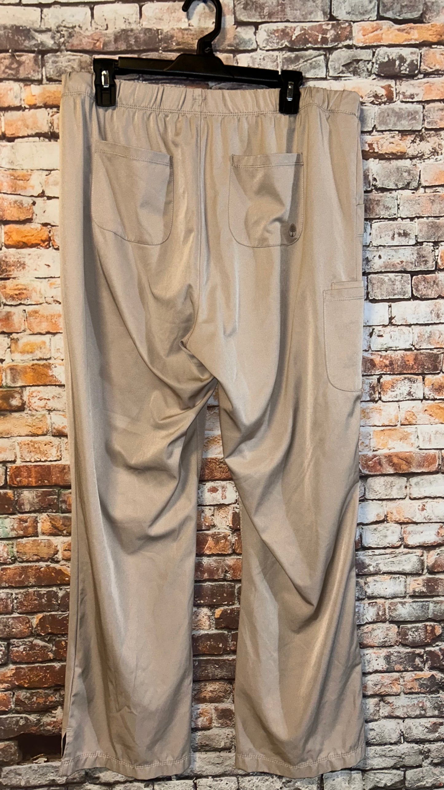 Women’s size XLarge Scrun pants with stretch