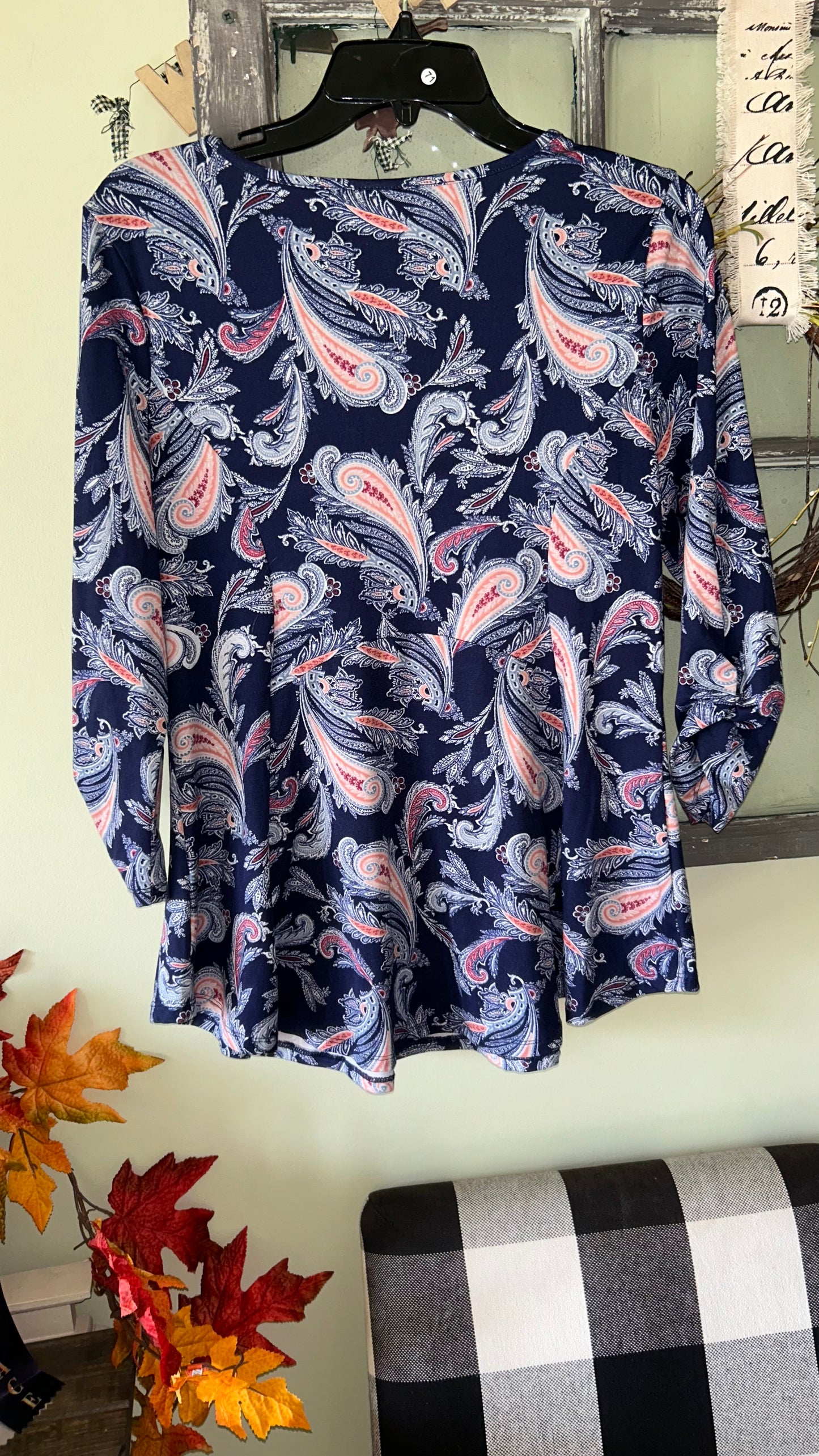 Women’s size small top with Stretch