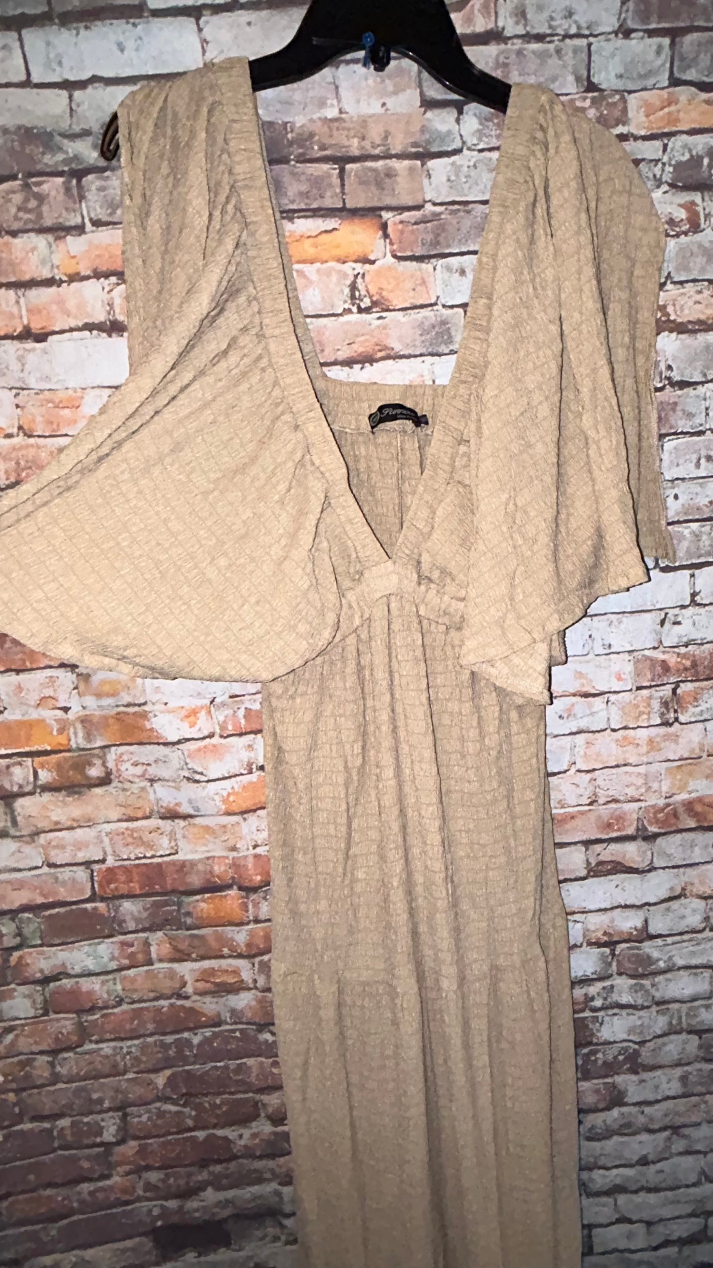 Women’s size XLarge dress fits like a 14 with stretch