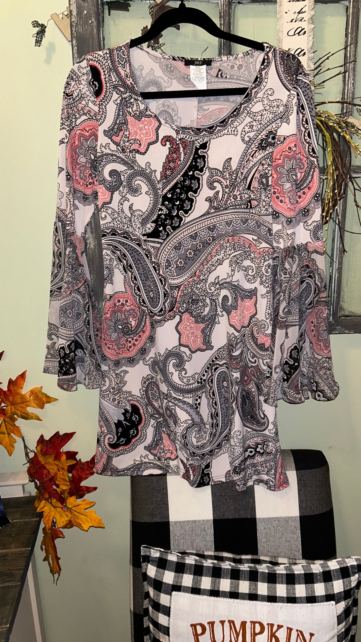 Women’s size small 2-3 dress or Tunic top with adorable Bell Sleeves