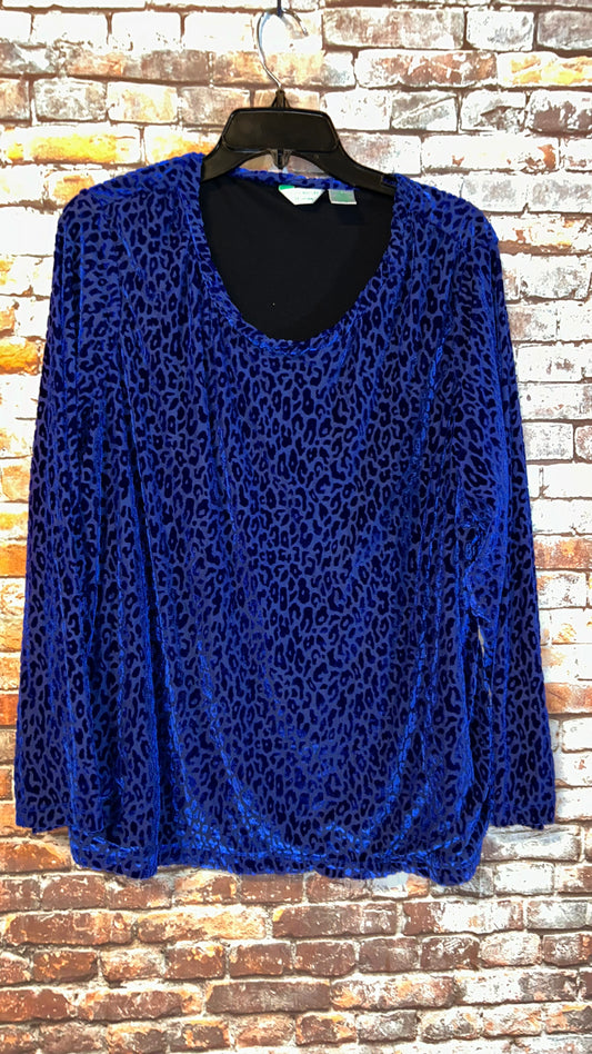 Women’s top size 2x  With stretch