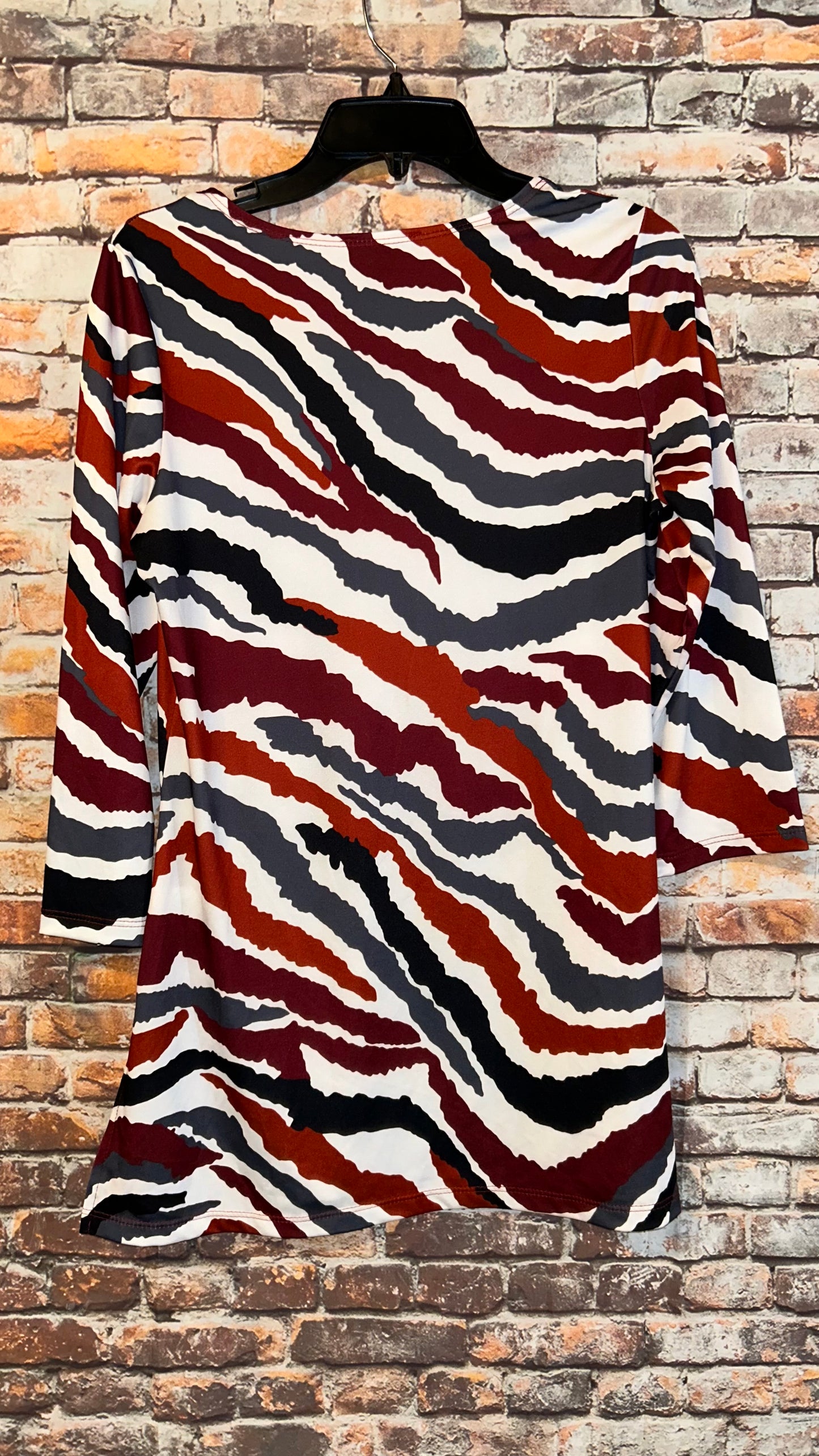 Women’s top size Small With stretch