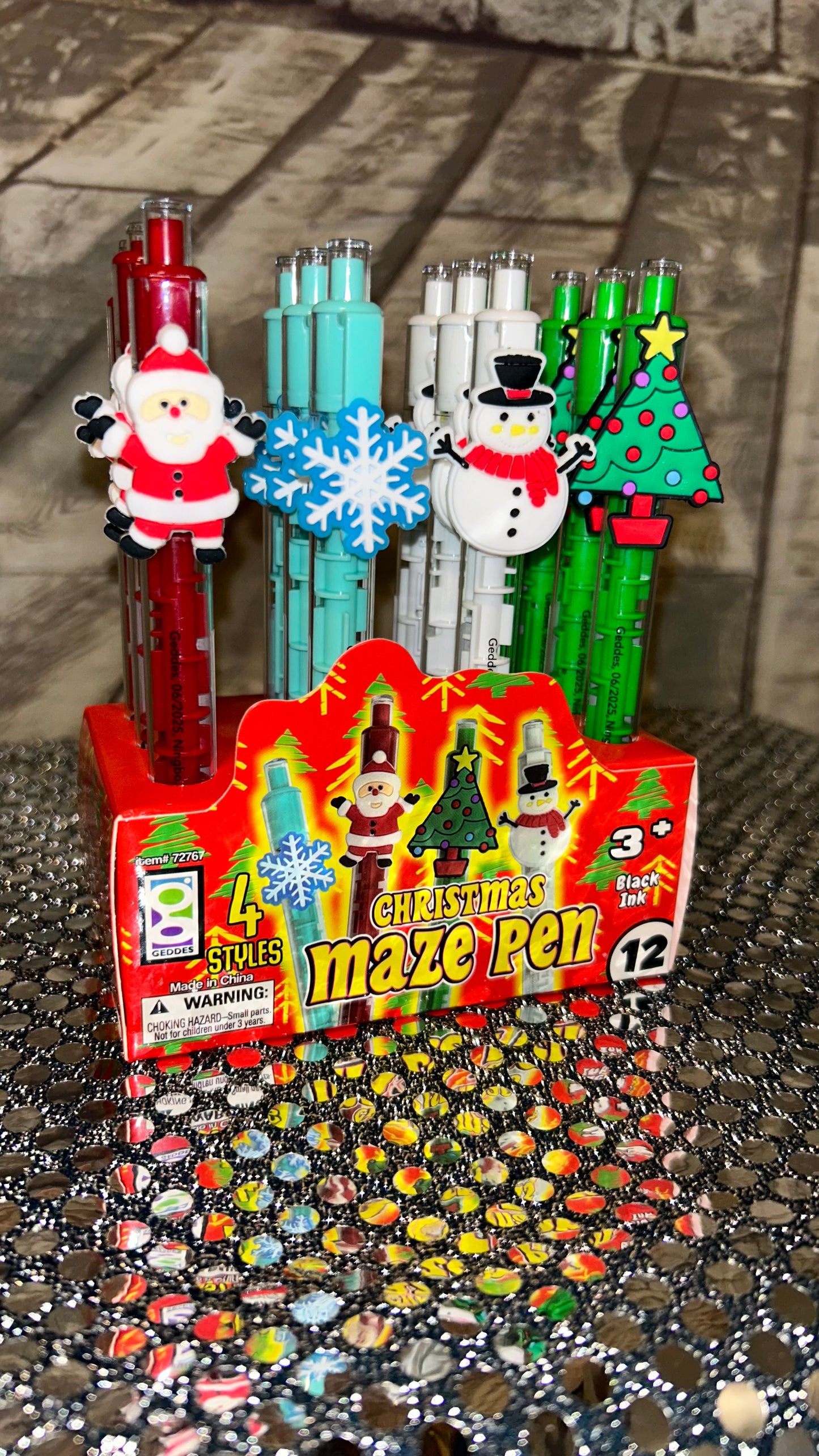 Christmas Maze with Ball Tree Pen