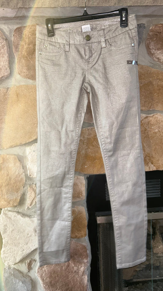 Womens Jeans size 5 jeans fits like a 4-5 with stretch wall flower Brand like a sparkly grey color