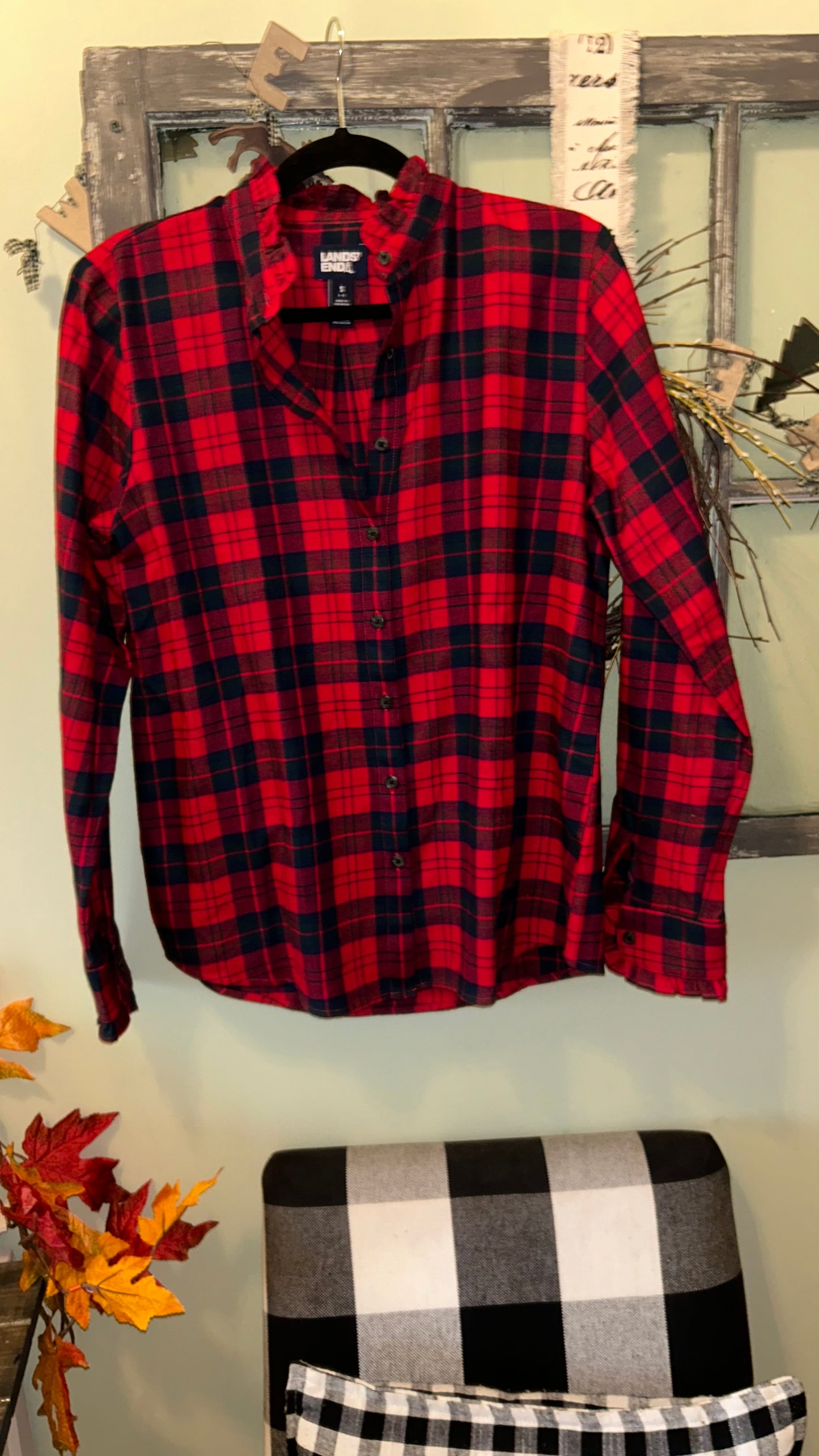 Women’s top size small with some stretch