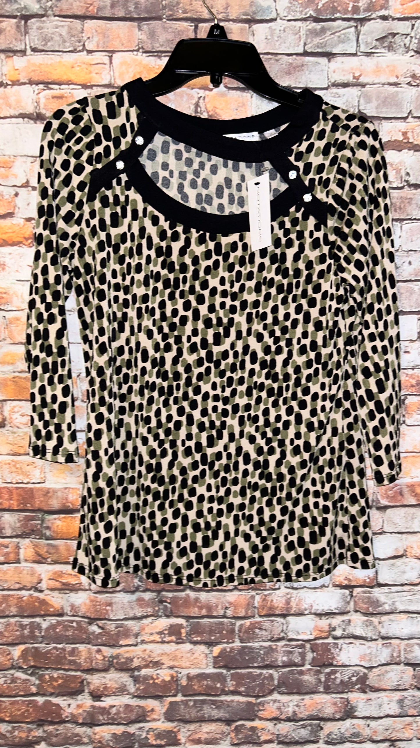 Women’s size small top with stretch